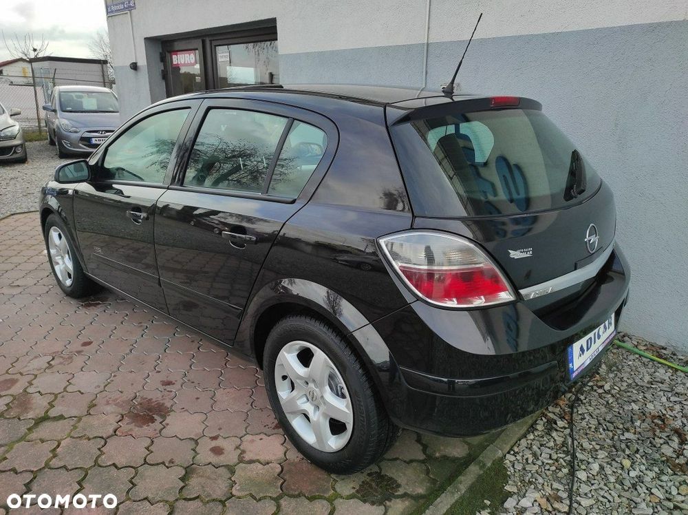 Opel Astra - 4