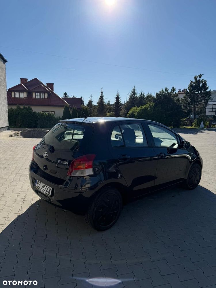 Toyota Yaris 1.0 VVT-i Cool Edition - 7