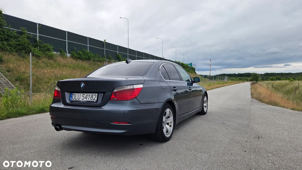 BMW Seria 5 520d - 4