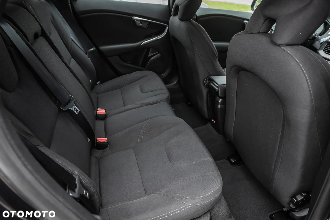 Volvo V40 Cross Country - 31