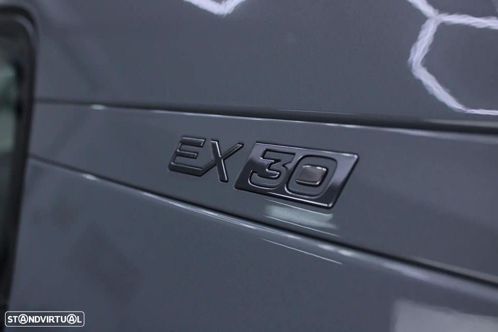 Volvo EX30 69 kWh Single Motor Extended Range Core - 8