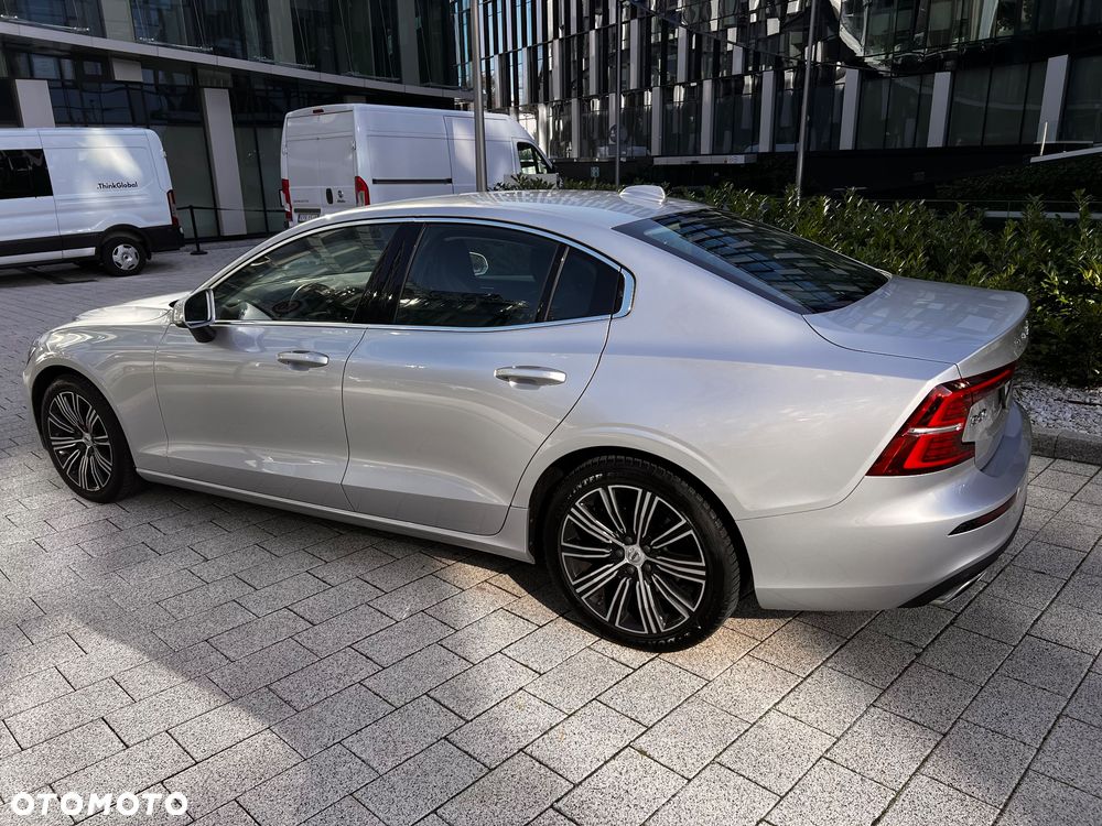 Volvo S60 2021 photo 3