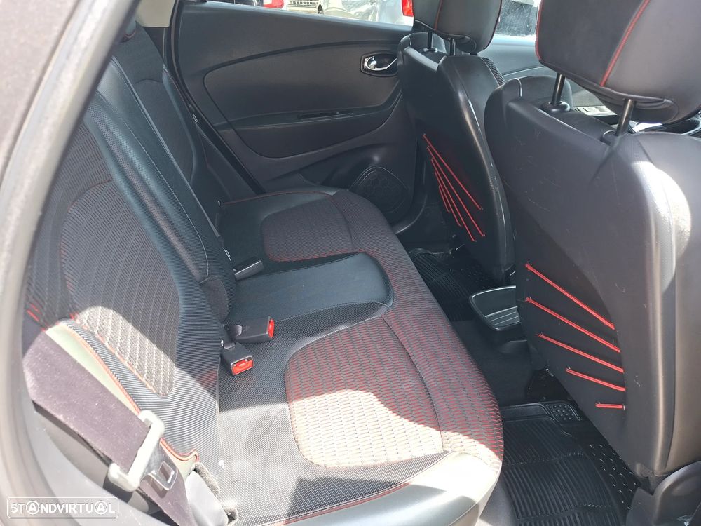 Renault Captur 1.5 dCi Exclusive XMOD - 8