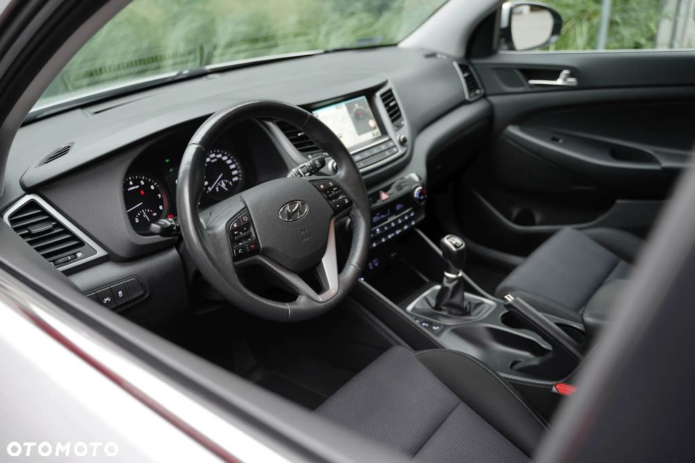 Hyundai Tucson 1.6 GDI BlueDrive TourdePologne 2WD - 29