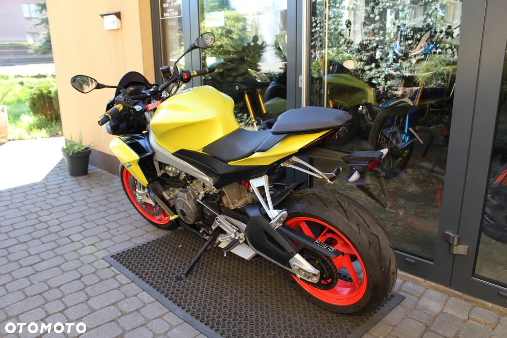 Aprilia Tuono - 6