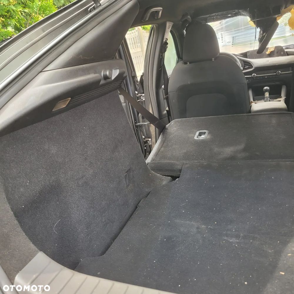 Mazda 3 2.0 mHEV Exclusive Line - 16