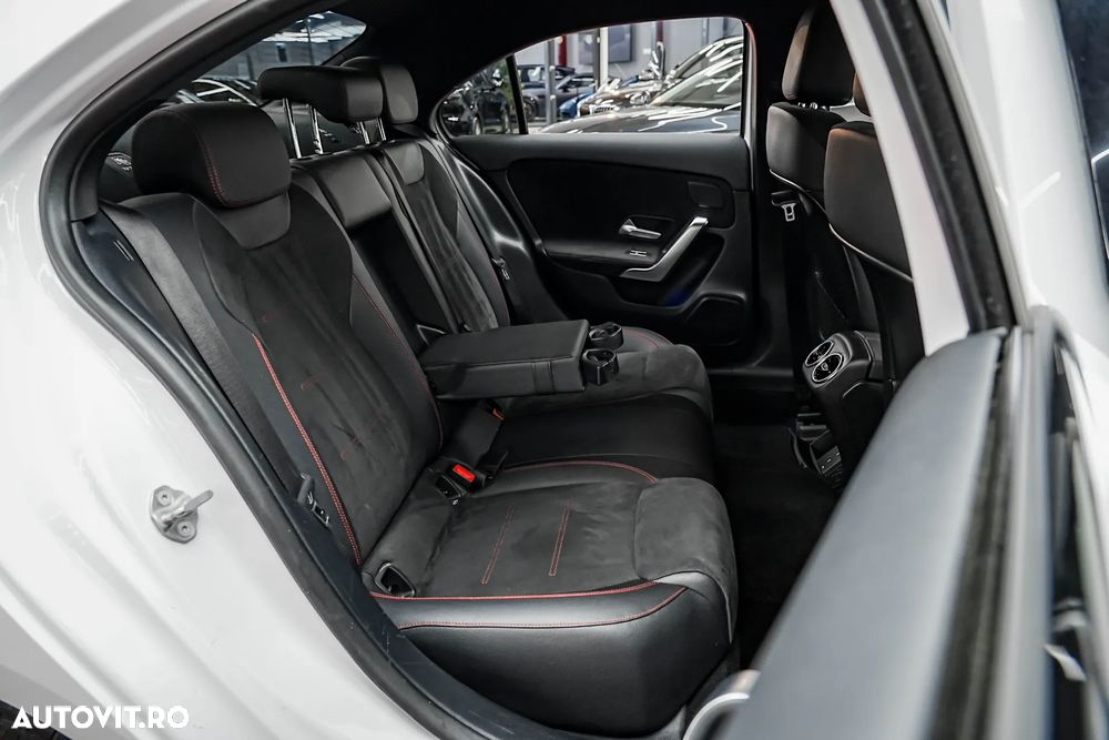 Mercedes-Benz A 250 e 8G-DCT Advanced AMG Line - 10