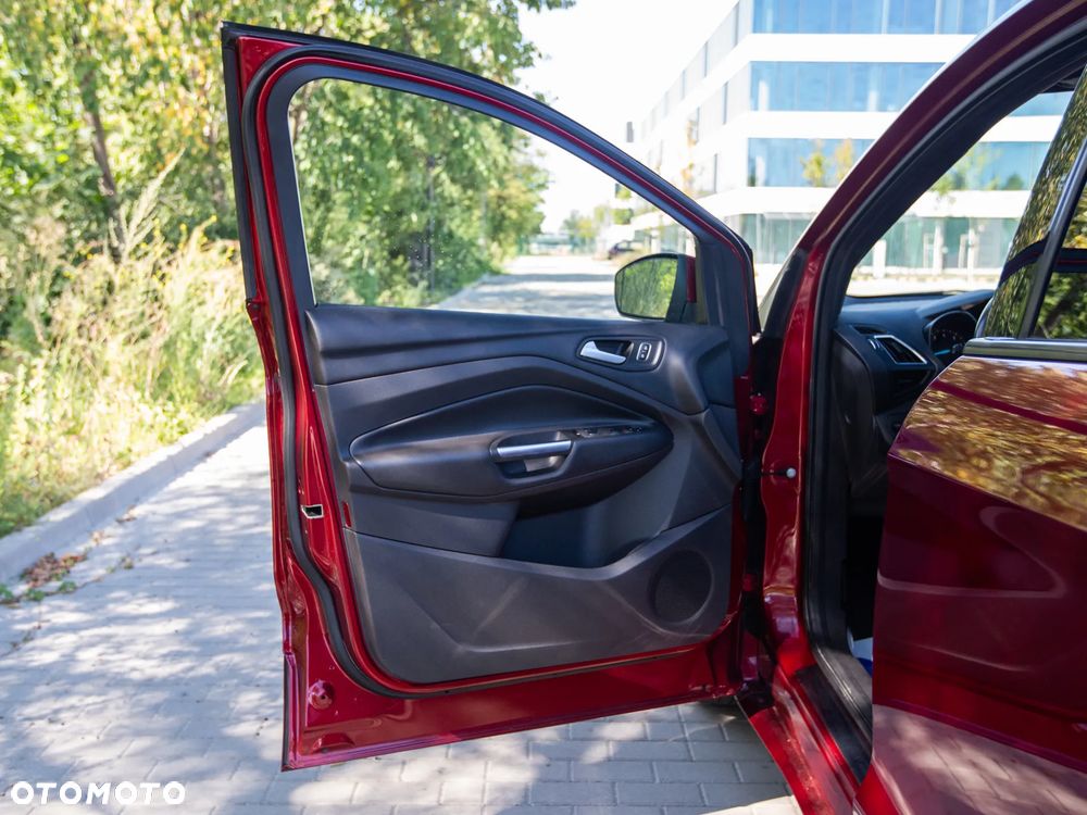 Ford Kuga 2.0 EcoBoost AWD ST-Line ASS - 21