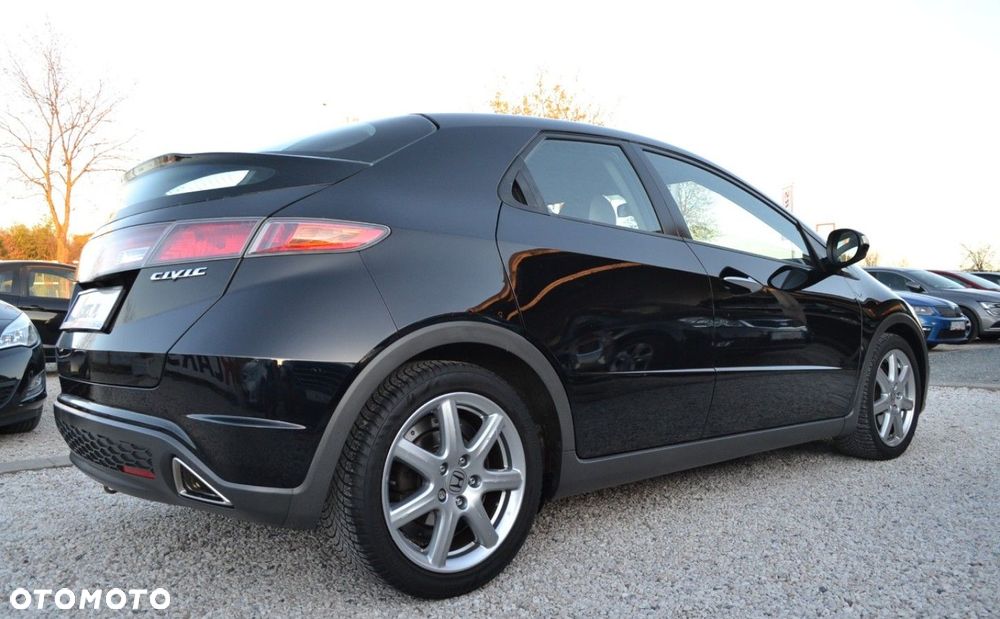 Honda Civic 1.8i-VTEC Sport - 14
