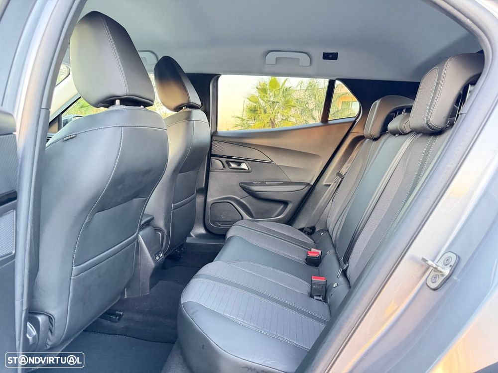 Peugeot 2008 1.5 BlueHDi Allure - 27