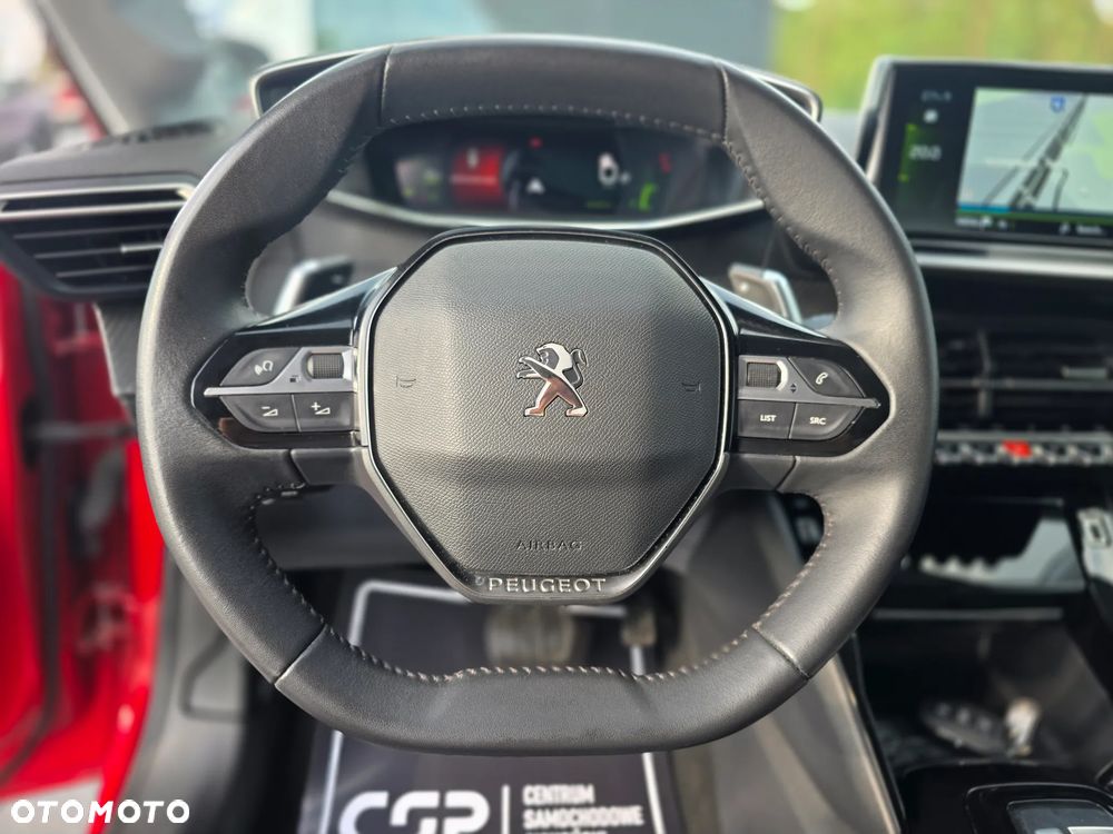 Peugeot 208 - 21