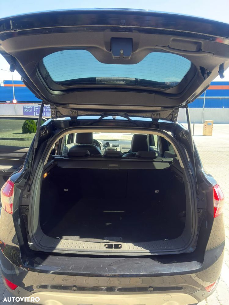Ford Kuga - 9