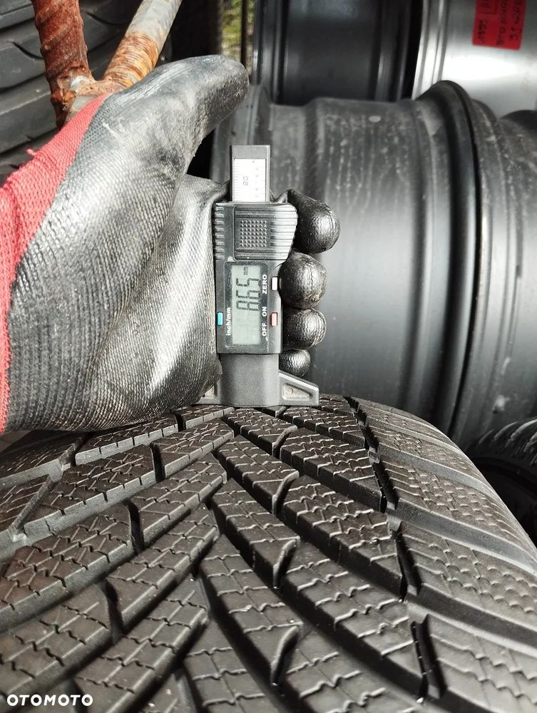 Opony zimowe 225 55 17 Semperit Speed Grip 5 kpl. - 5