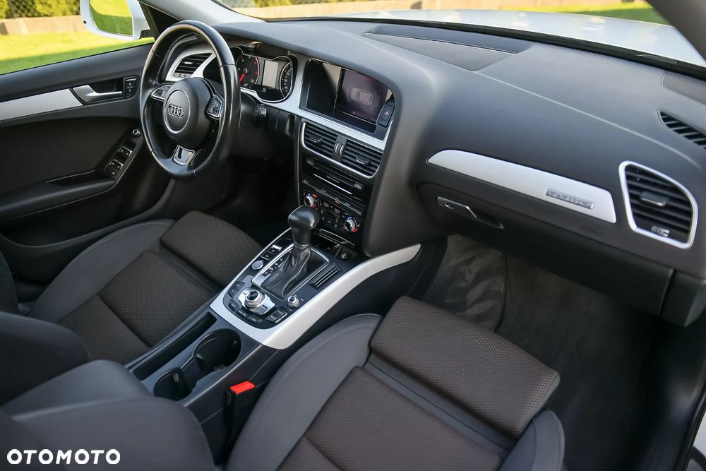Audi A4 Allroad 2.0 TDI S tronic - 32