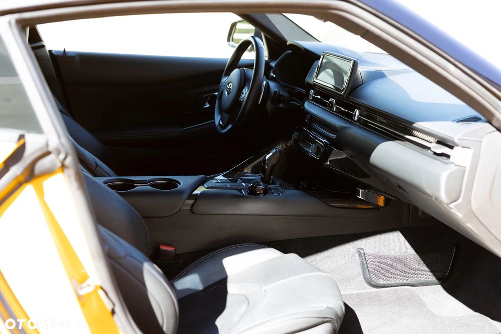 Toyota Supra - 8