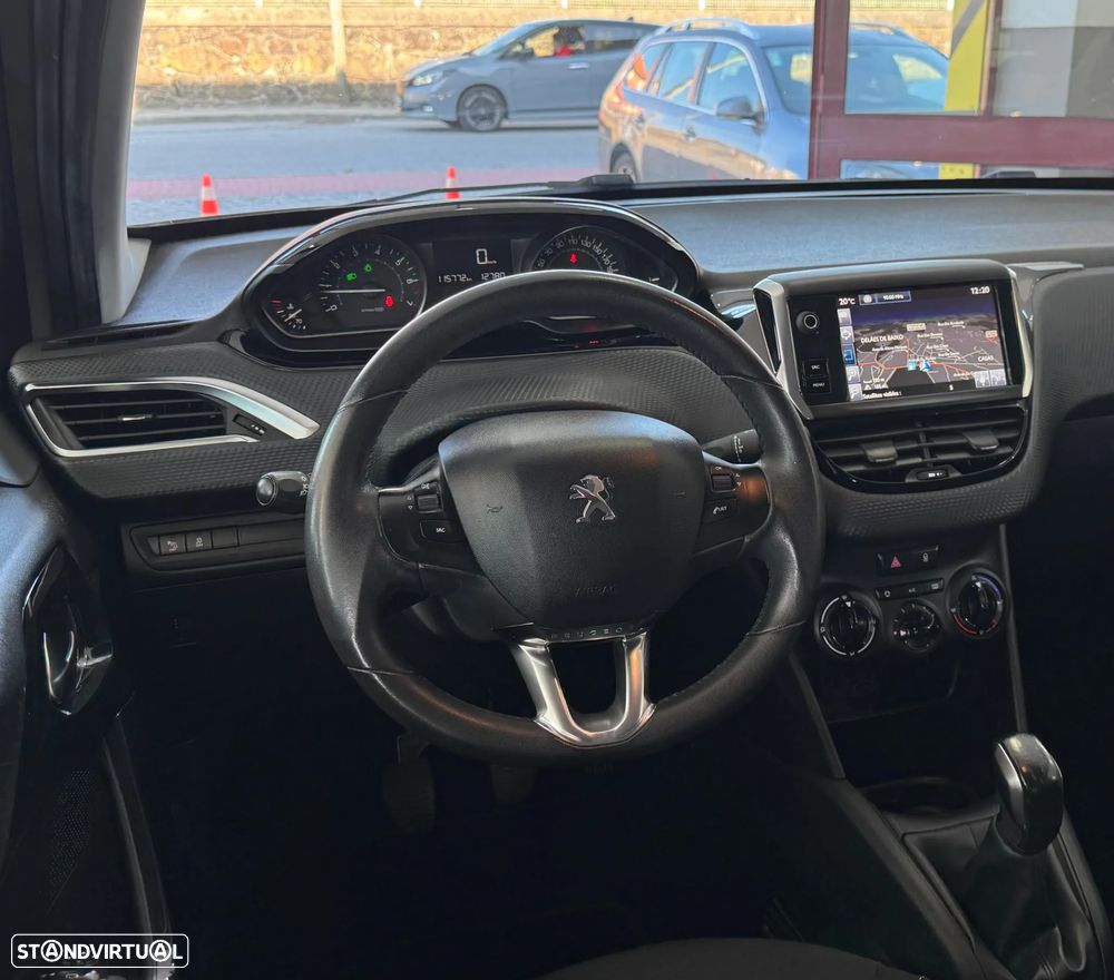 Peugeot 208 1.2 PureTech Style - 7