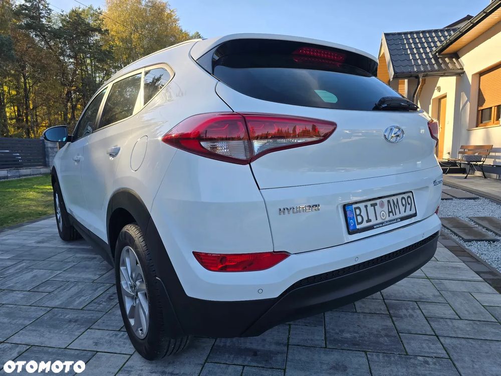 Hyundai Tucson 1.7 CRDI BlueDrive Style 2WD - 5