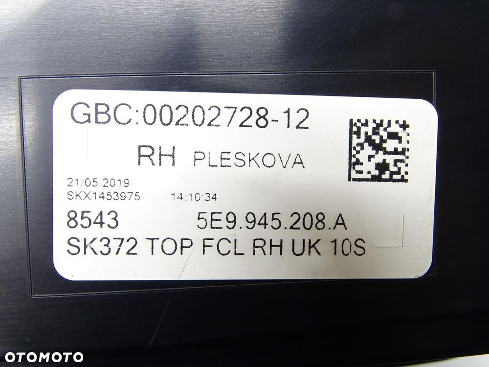 LAMPA PRAWY TYŁ W BŁOTNIK 5E9945208A SKODA OCTAVIA III LIFT KOMBI LED - 12