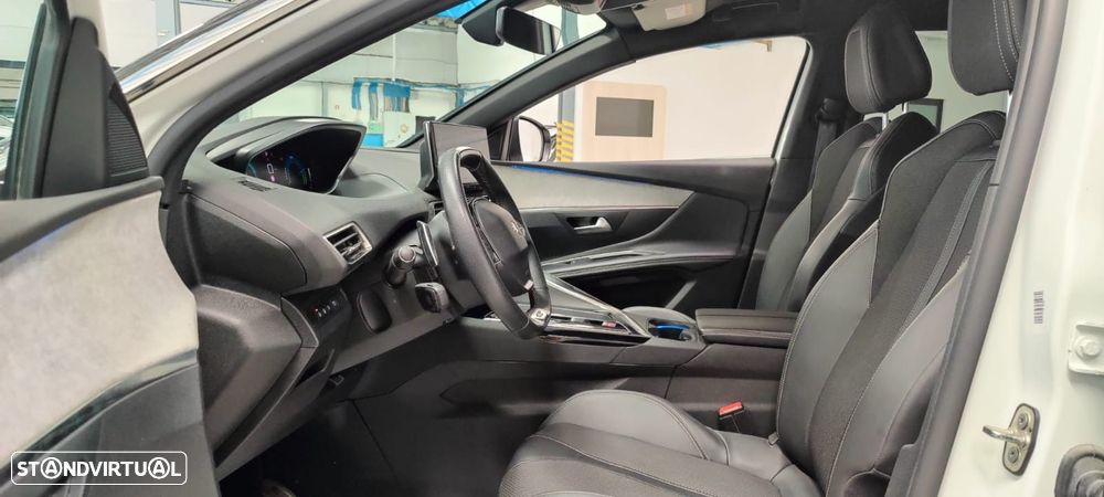 Peugeot 3008 1.6 Hybrid GT e-EAT8 - 18