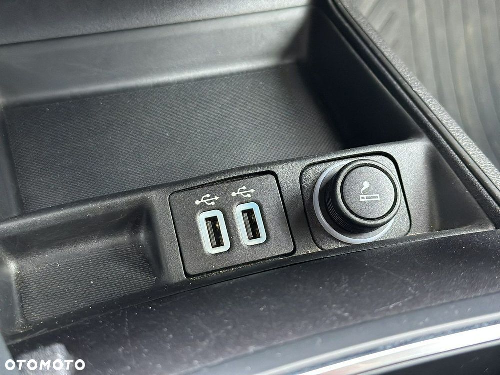 Ford Mondeo 2.0 EcoBlue Titanium - 20