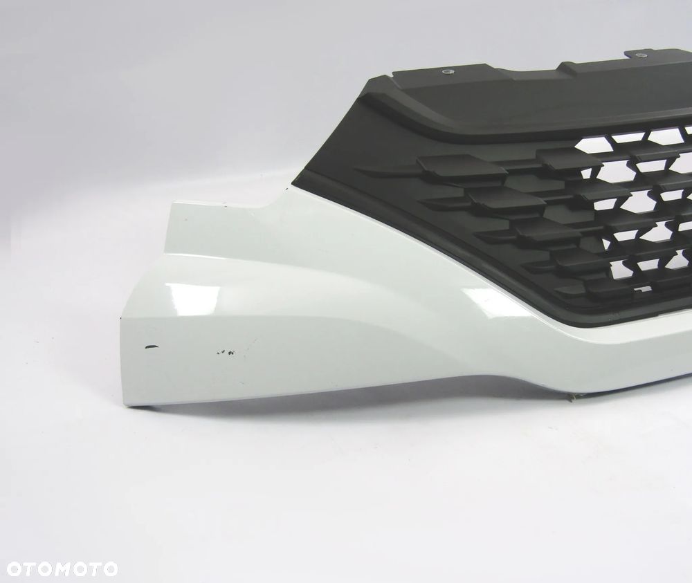 Listwa nad zderzak + atrapa chłodnicy / Grill Iveco Daily  19 - 24 Lakier 50105 - 12