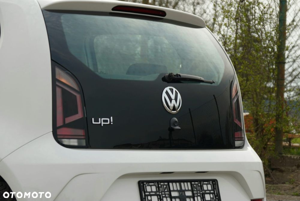 Volkswagen up! - 15