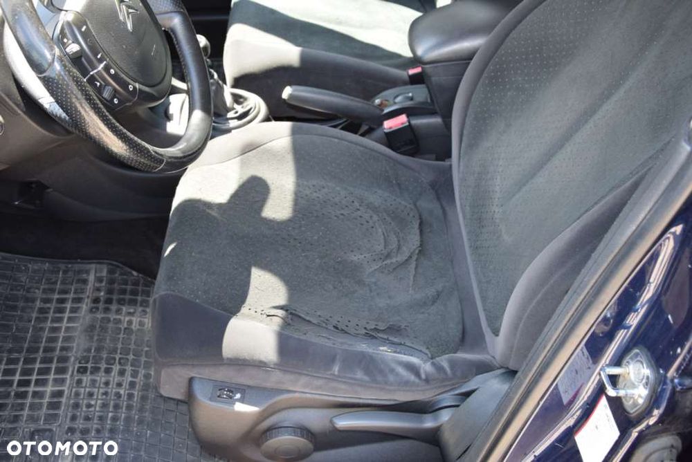 Citroën C4 2.0 HDi Exclusive - 9