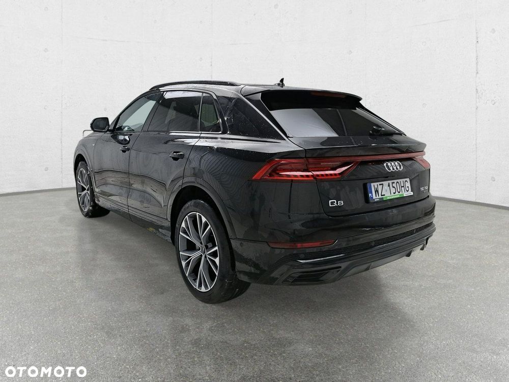 Audi Q8 - 5