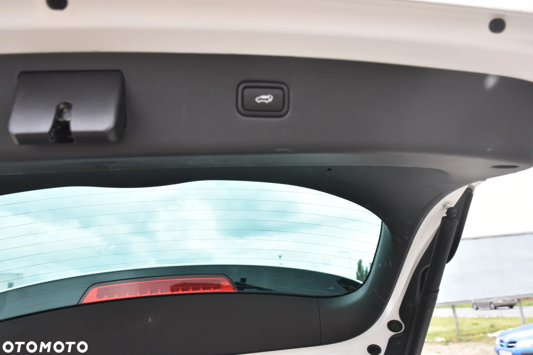 Hyundai Tucson 2.0 CRDi 4WD Automatik Premium - 28