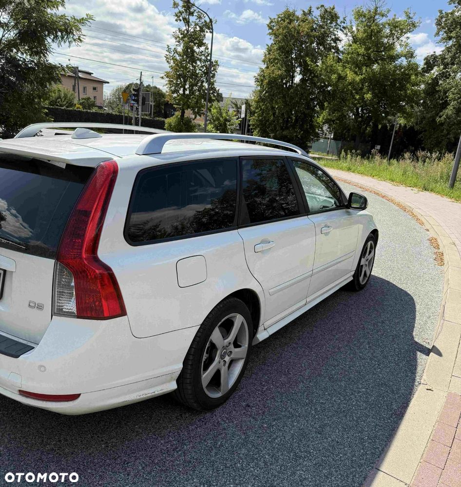Volvo V50 D3 R-Design - 5