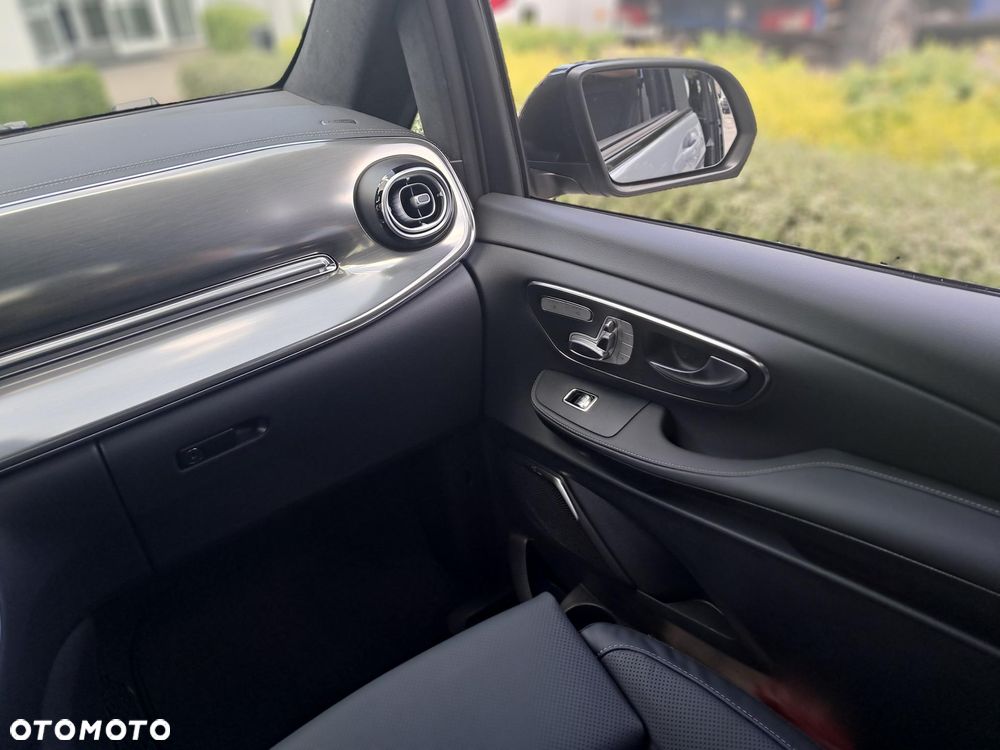 Mercedes-Benz Klasa V 300 d 9G-Tronic Exclusive (d³ugi) - 12