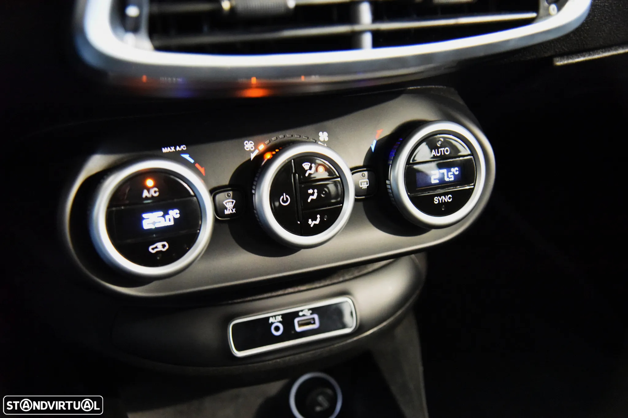 Fiat 500X 1.3 MJ Lounge S&S - 19