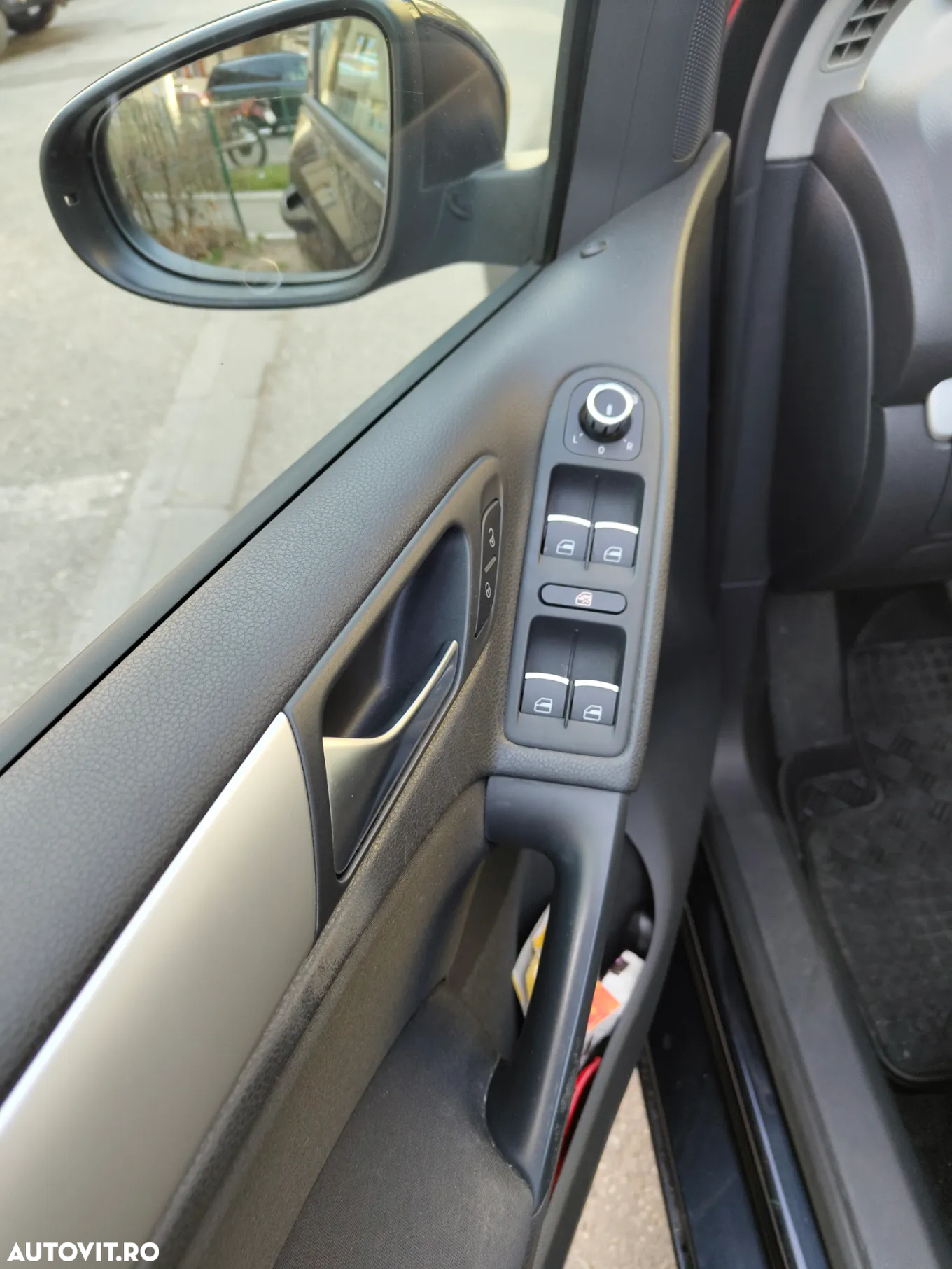 Volkswagen Golf 1.4 TSI Comfortline - 10