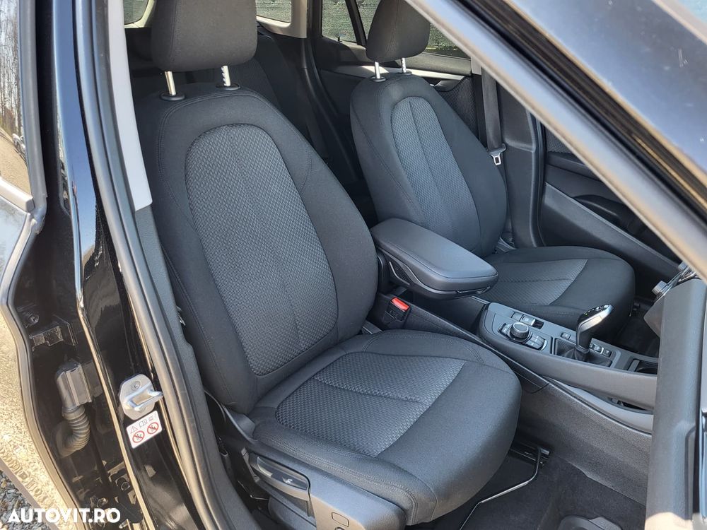 BMW X1 sDrive18d AT - 12