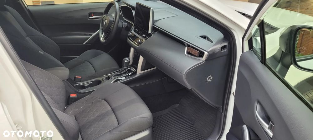 Toyota Corolla Cross 2.0 Hybrid Style AWD - 9