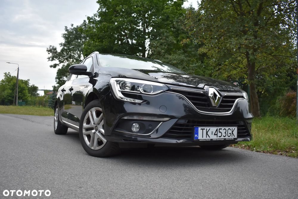 Renault Megane TCe 140 GPF ZEN - 26