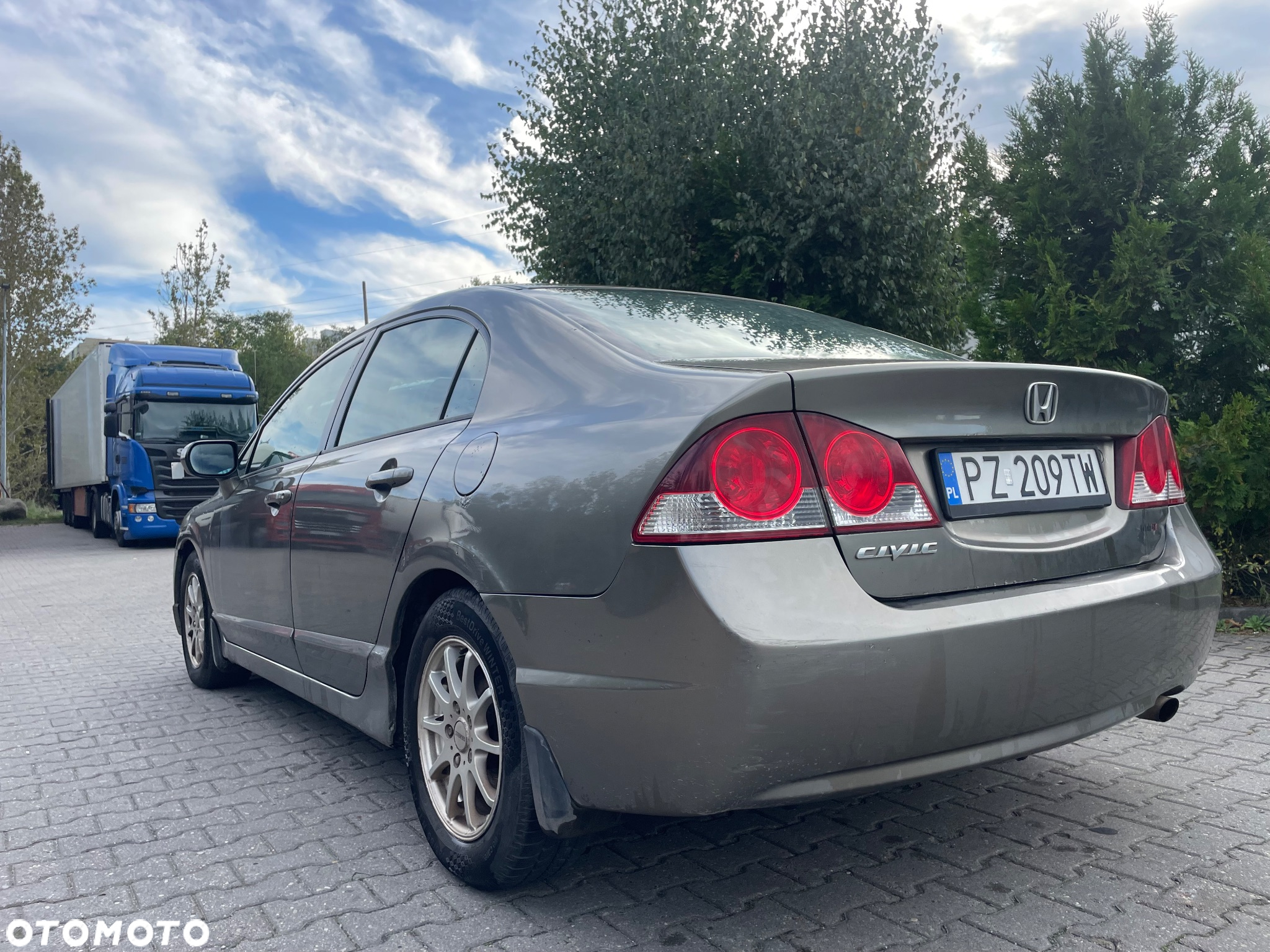 Honda Civic 1.8 Comfort - 10