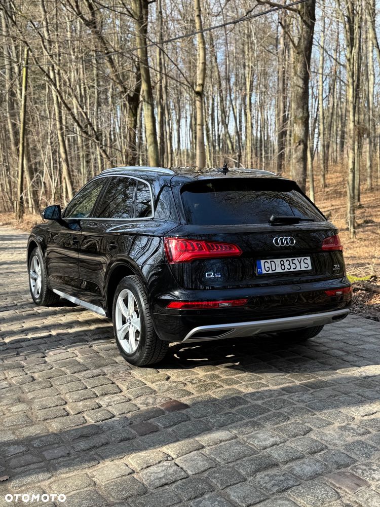 Audi Q5 2.0 TDI Quattro Design S tronic - 4