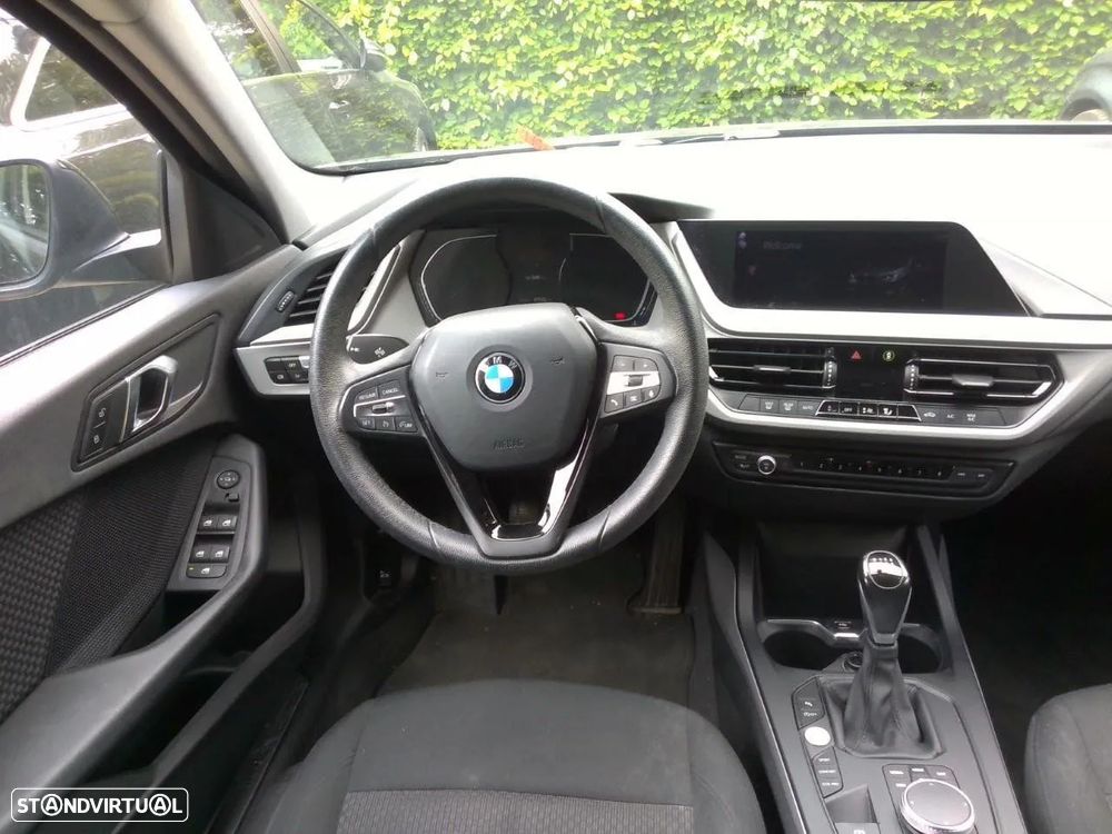 BMW 116 d Line Urban - 4