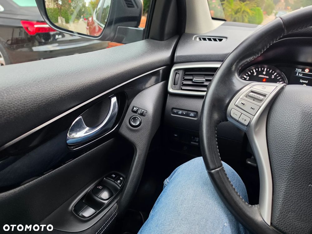 Nissan Qashqai 1.2 DIG-T N-Vision - 13