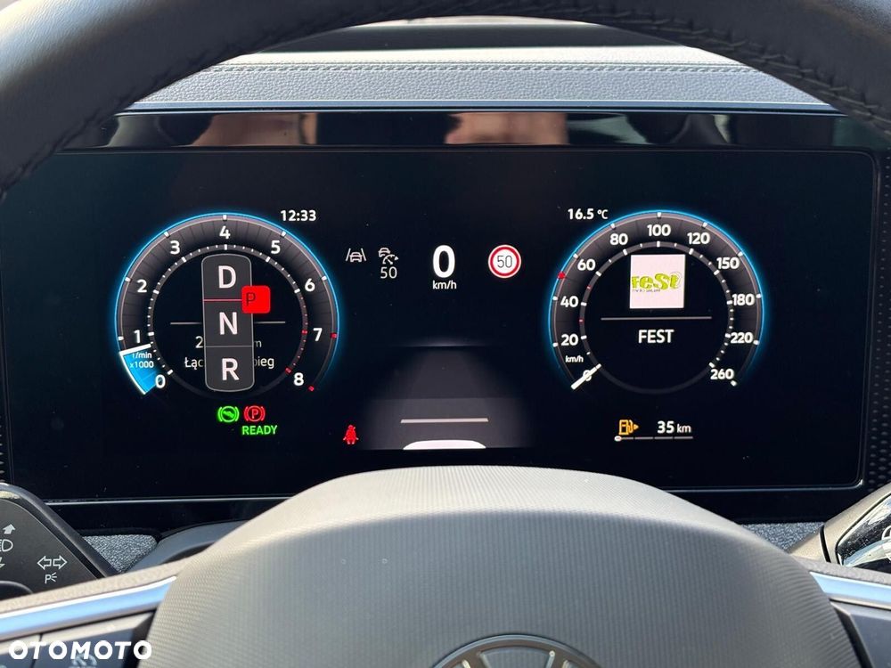 Volkswagen Passat - 17