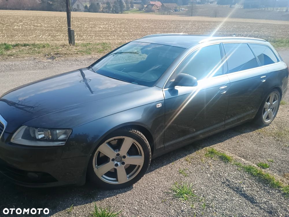 Audi A6 Avant - 1