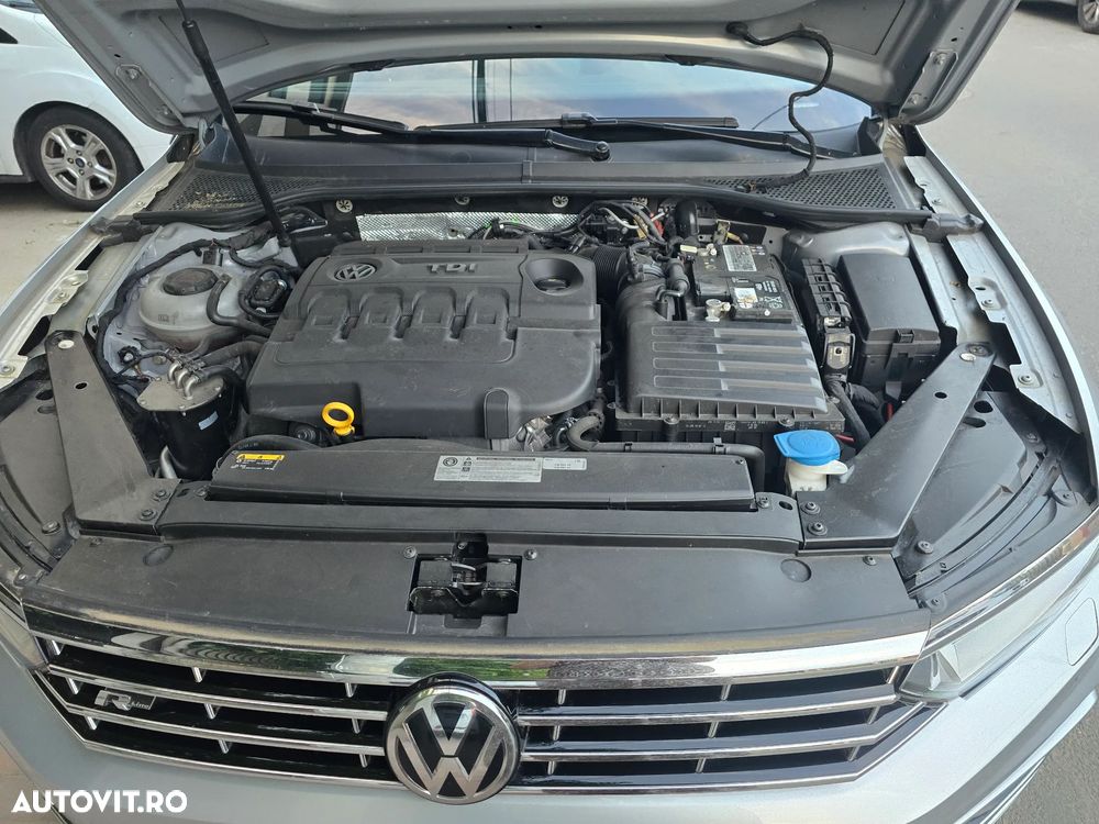 Volkswagen Passat - 8