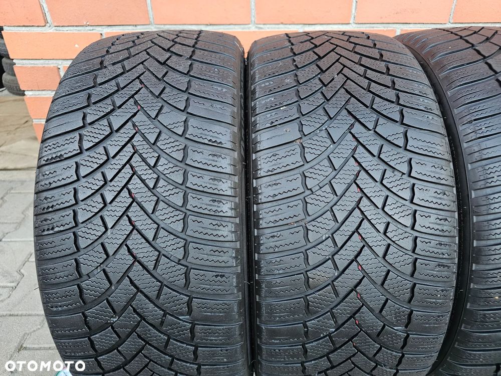 (K2) 235/40R19 96V 5,5mm 21r / Bridgestone Blizzak LM005 - 3