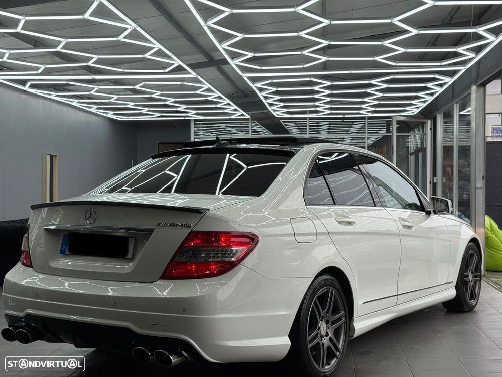 Mercedes-Benz C 250 - 17