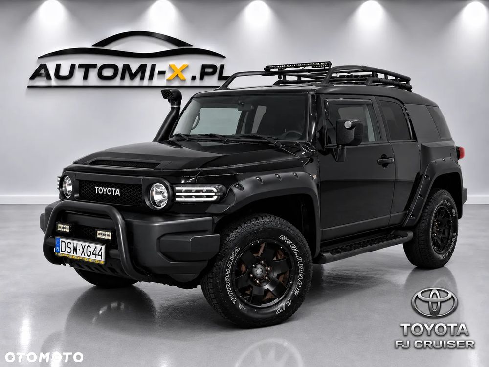 Toyota FJ - 2