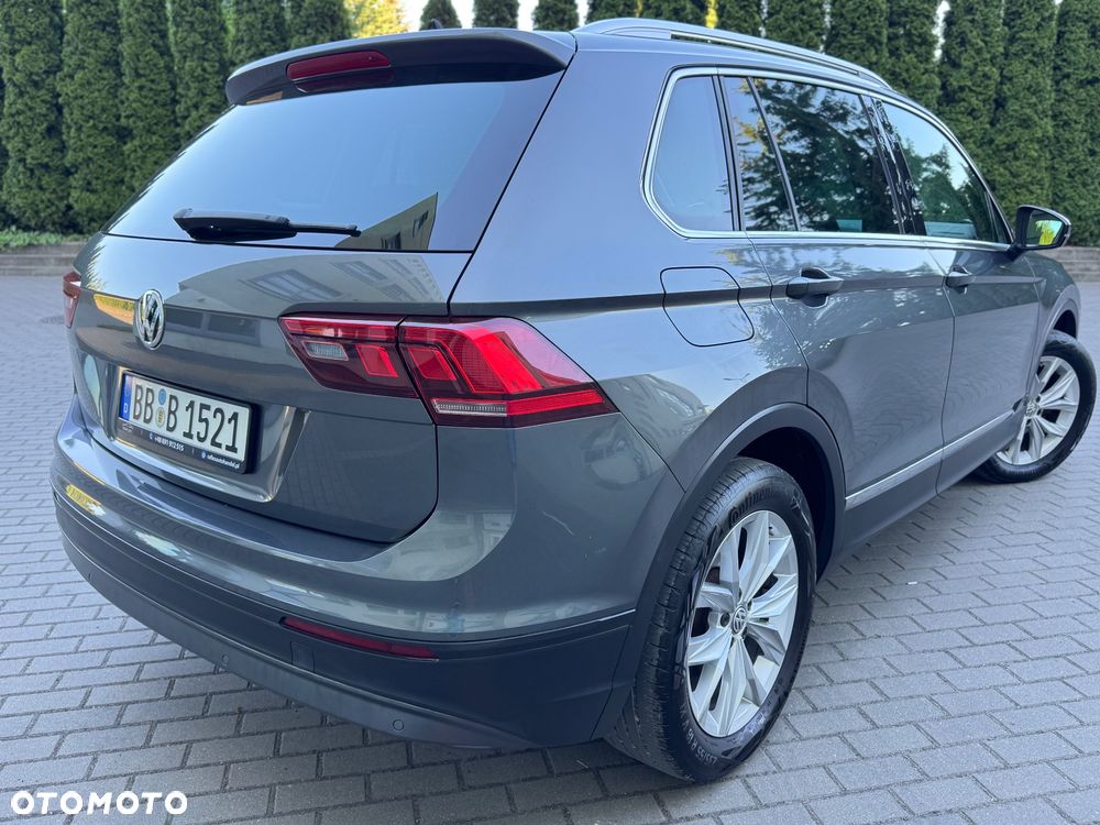 Volkswagen Tiguan - 5