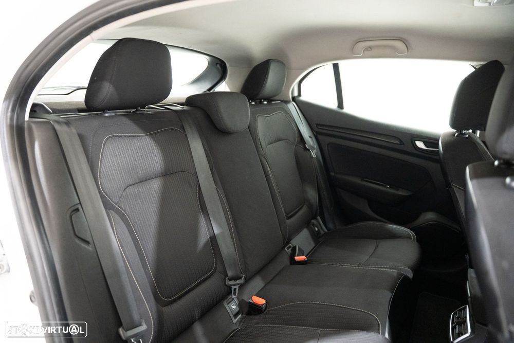 Renault Mégane 1.5 dCi Zen - 26