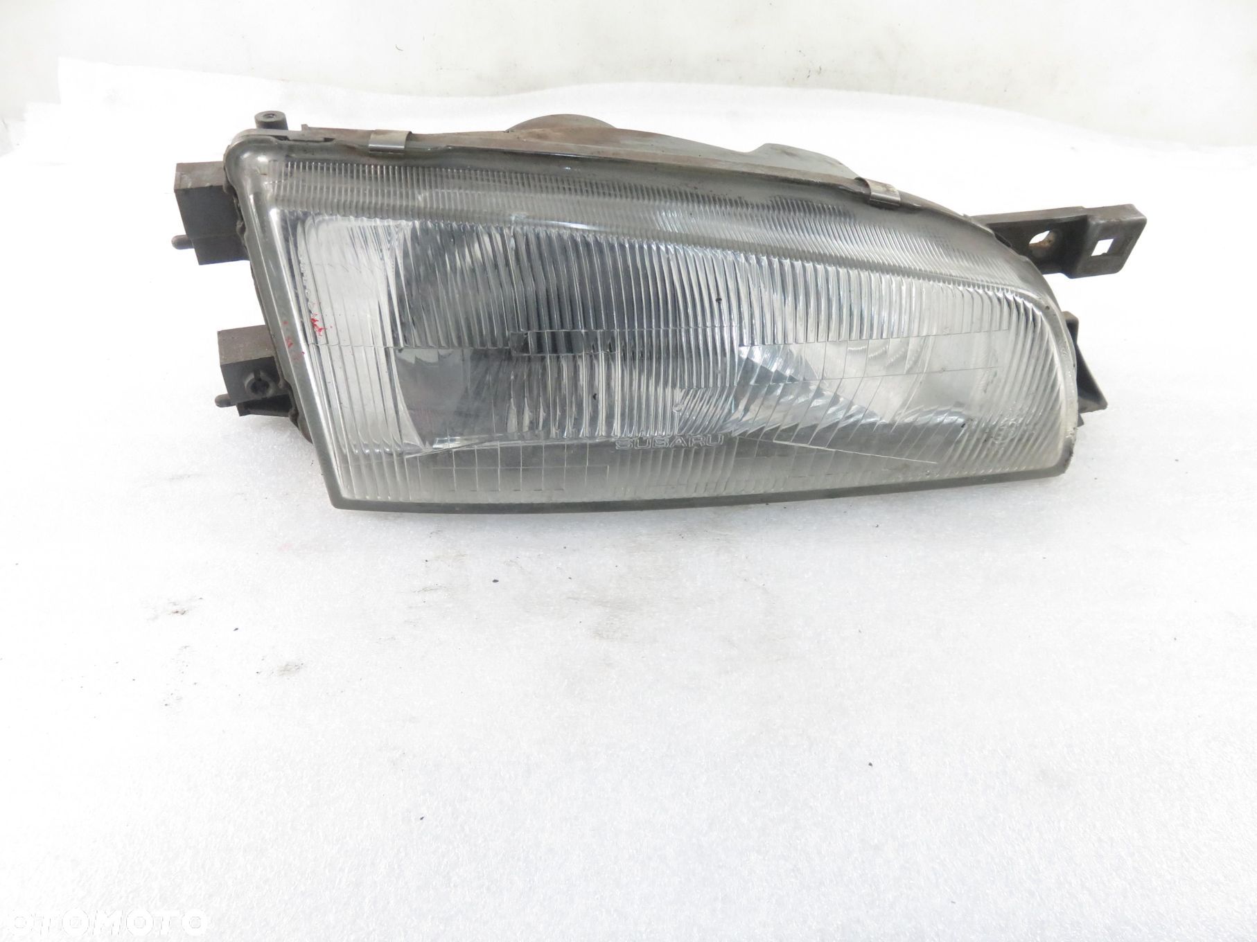 LAMPA PRAWA PRZEDNIA SUBARU IMPREZA I - 1