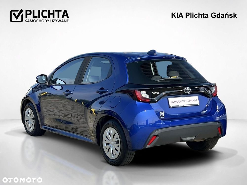 Toyota Yaris - 4